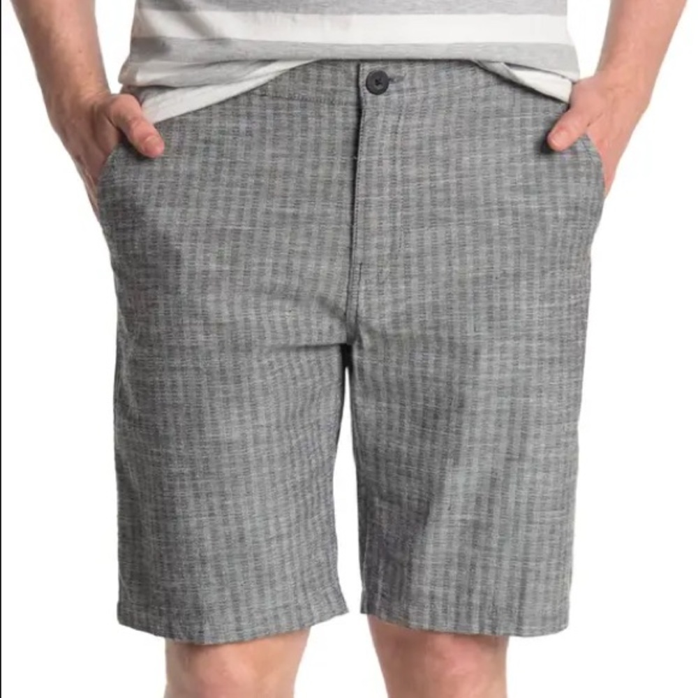 Kamp Walk Shorts
EZEKIEL